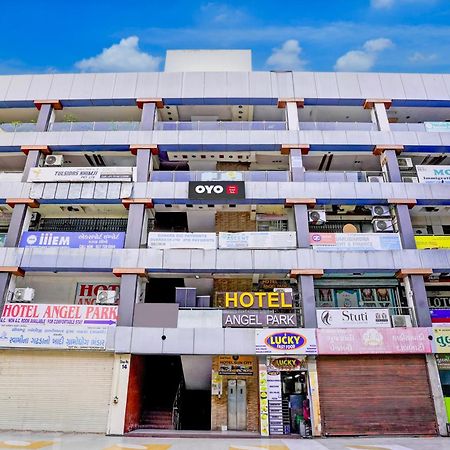 Hotel O Angel Park Ahmedabad Exterior photo